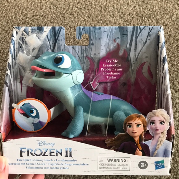 snowy snack salamander toy